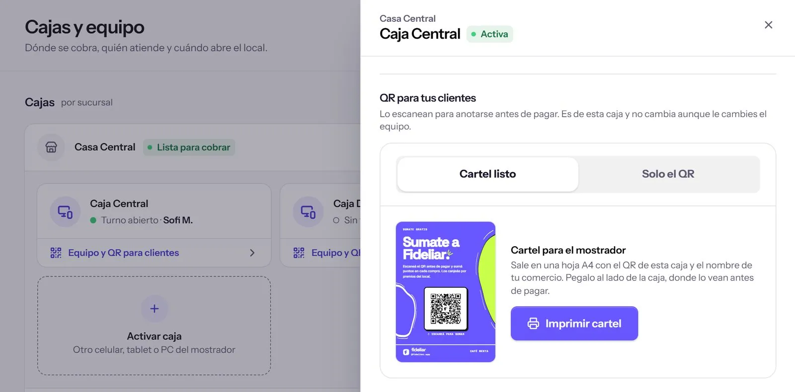 La ficha de la Caja Central de Café Menta en el panel, abierta sobre Cajas y equipo: en «QR para tus clientes», la opción «Cartel listo» con la miniatura del cartel violeta y el botón «Imprimir cartel».