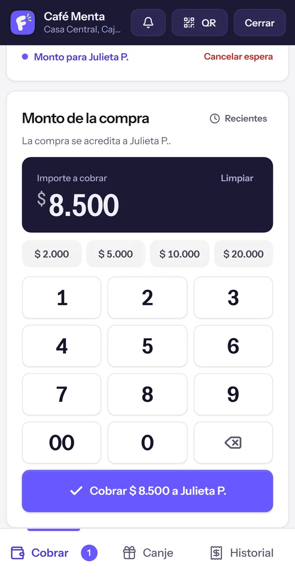 La caja de Café Menta en un celular: una compra de $ 8.500 lista para cobrar a Julieta P., la clienta que escaneó el QR.